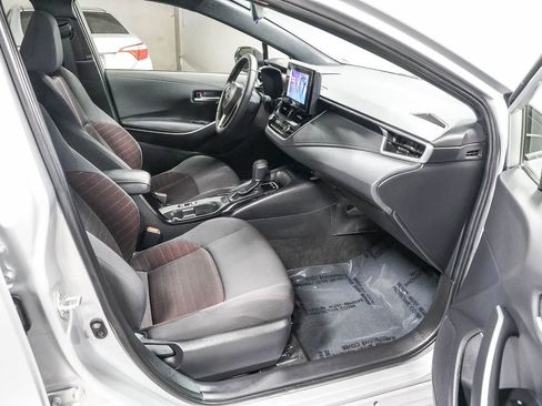 Used 2024 Toyota Corolla SE w/ SE Package FWD image 17