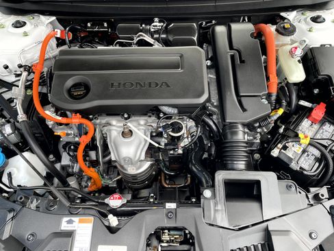 Used 2023 Honda Accord Sport image 7