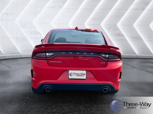 Used 2022 Dodge Charger GT RWD image 4