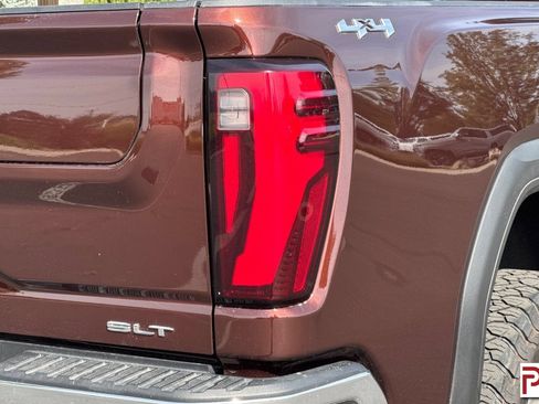 Used 2024 GMC Sierra 3500 SLT w/ SLT Convenience Package AWD/4WD image 33