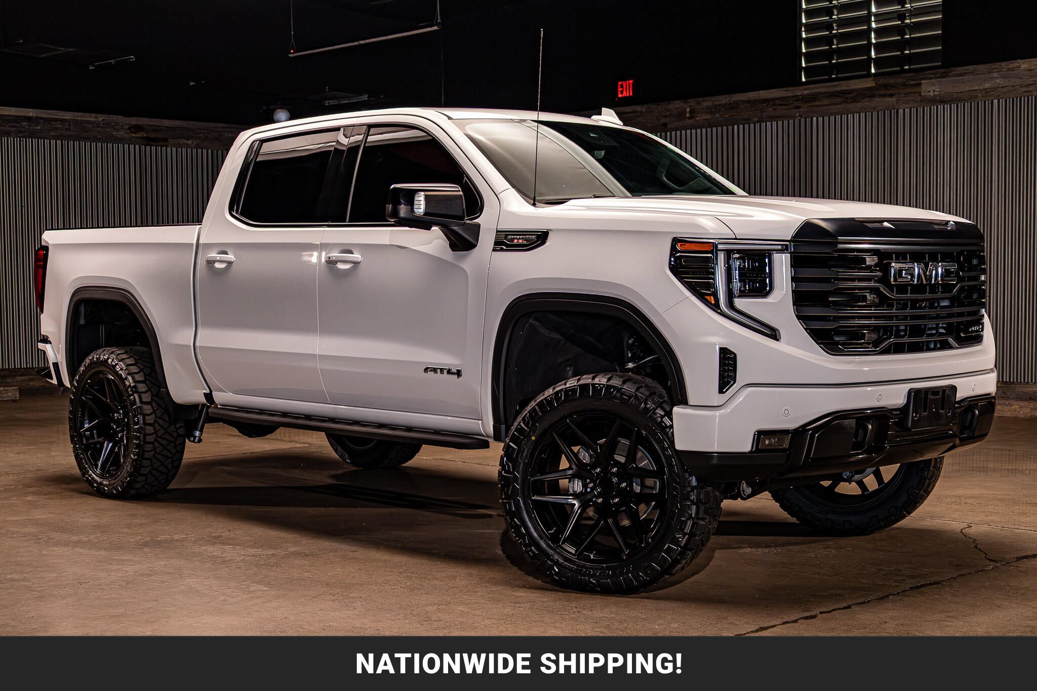 Used 2024 GMC Sierra 1500 AT4 w/ Technology Package AWD/4WD image 1