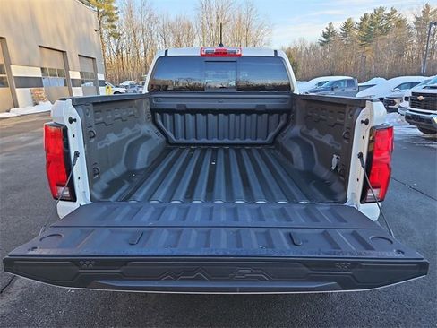 Used 2023 Chevrolet Colorado Z71 w/ Z71 Convenience Package 2 image 25