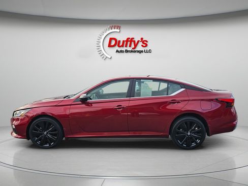 Used 2022 Nissan Altima 2.5 SR image 14