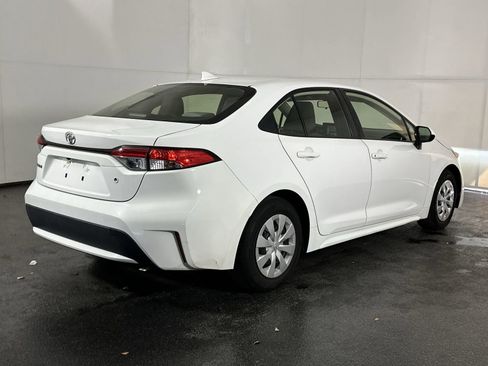 Used 2020 Toyota Corolla L image 11