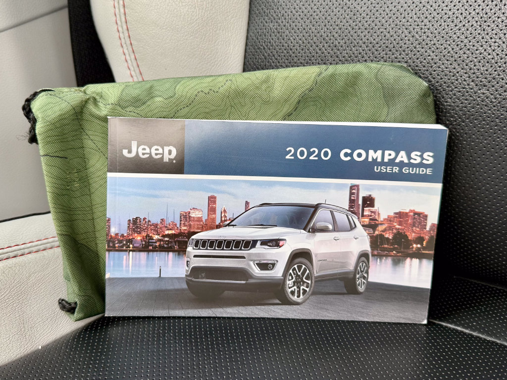 Used 2020 Jeep Compass Limited AWD/4WD image 30