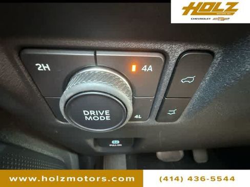 Used 2025 Ford Expedition Active AWD/4WD image 18
