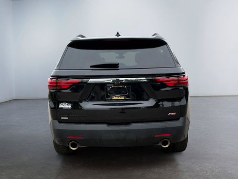 Used 2024 Chevrolet Traverse RS AWD/4WD image 4