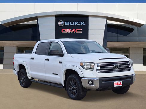 Used 2021 Toyota Tundra SR5 w/ Trail Edition image 1