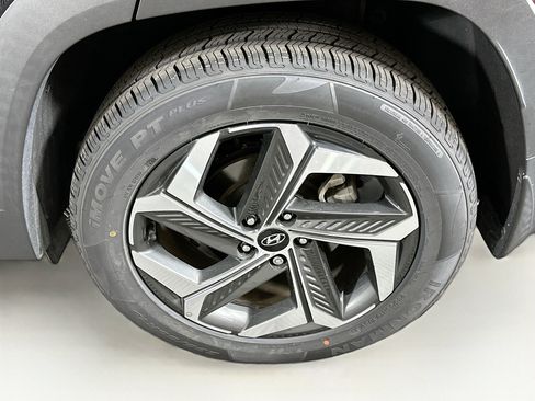 Used 2022 Hyundai Tucson Limited AWD/4WD image 11