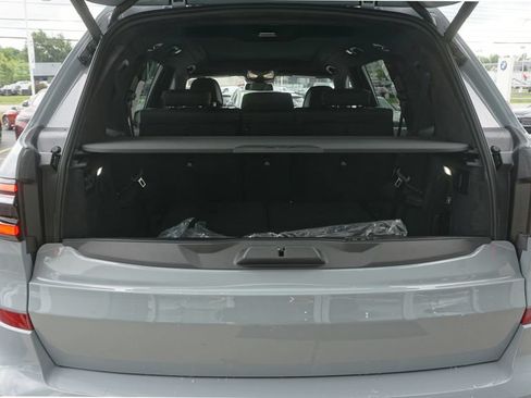 New 2027 BMW X7 xDrive40i w/ M Sport Package AWD/4WD image 5