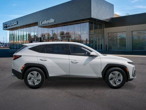 New 2026 Hyundai Tucson Blue SE w/ Tow & Go Package AWD/4WD image 7