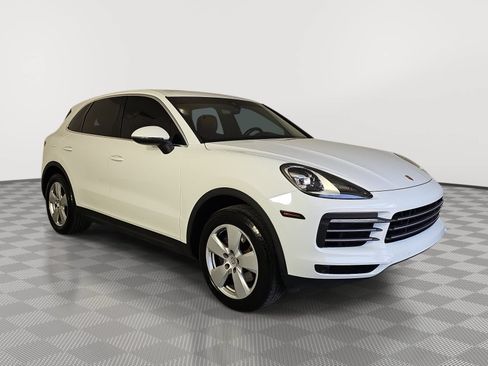 Used 2020 Porsche Cayenne AWD/4WD image 2