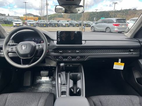New 2026 Honda Accord SE image 13