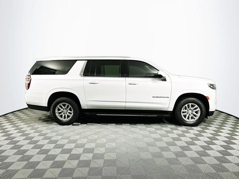 Used 2021 Chevrolet Suburban LT image 8