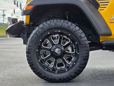 Used 2021 Jeep Wrangler Sport S image 9