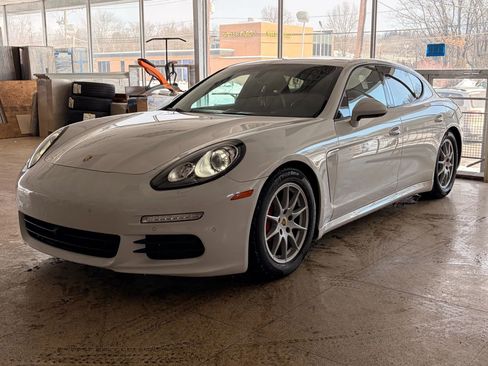 Used 2014 Porsche Panamera w/ Bose Audio Package image 3
