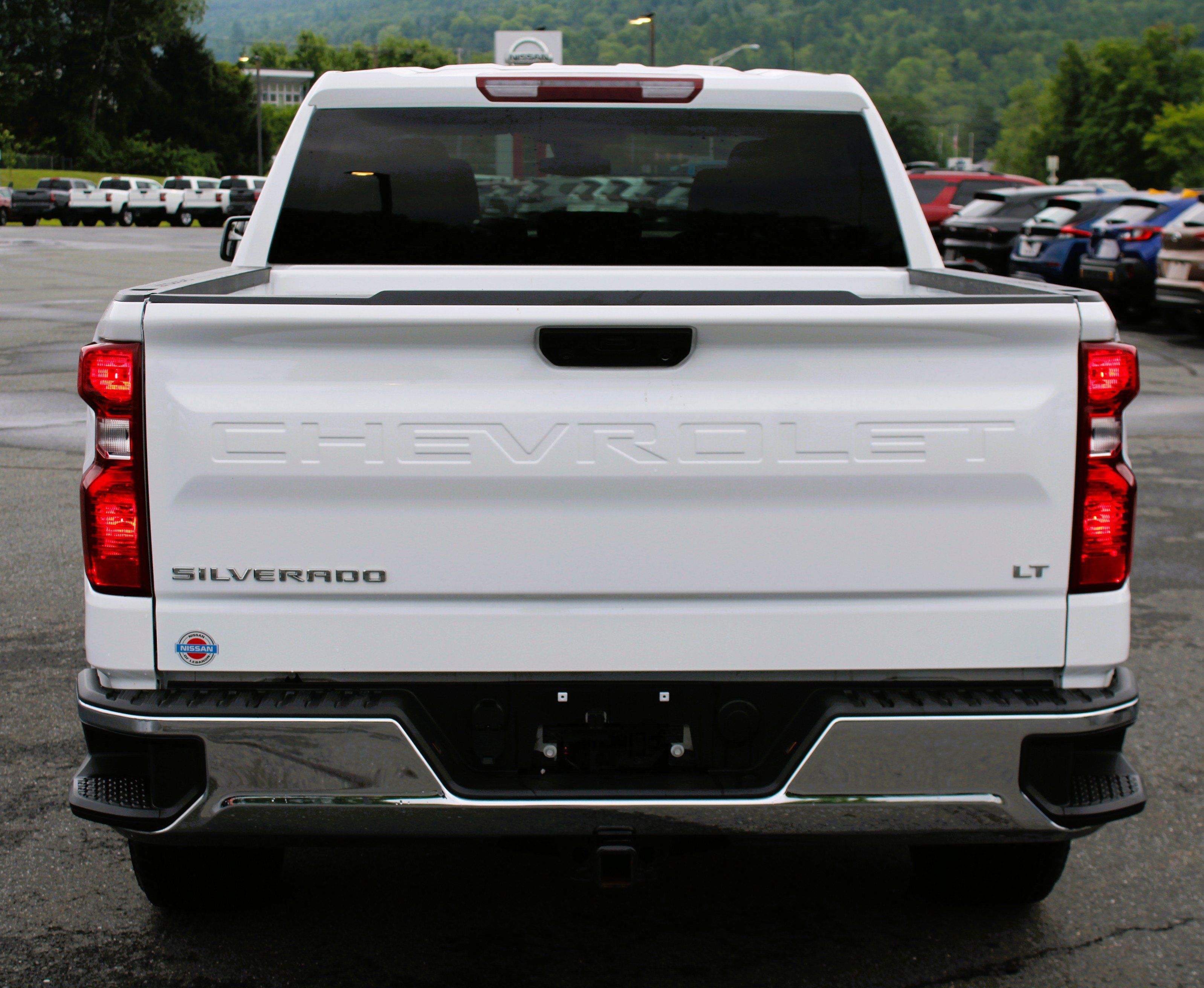 Used 2025 Chevrolet Silverado 1500 LT AWD/4WD image 9