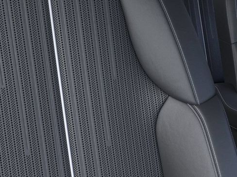 Used 2027 Cadillac Vistiq Luxury w/ LPO, Floor Liner Package AWD/4WD image 21