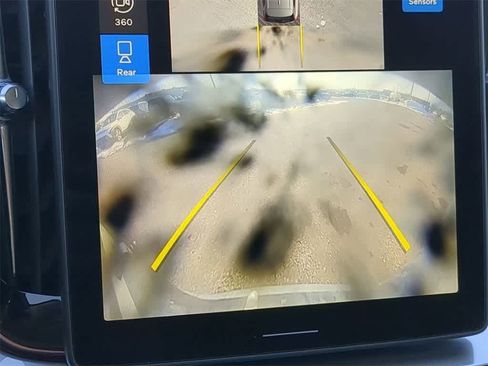 New 2026 Volvo XC90 B6 Plus w/ Protection Package Premier image 28