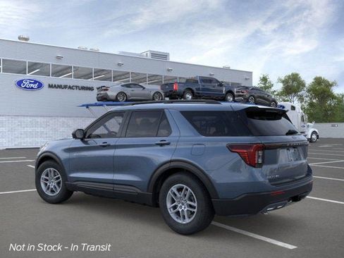 New 2026 Ford Explorer Active RWD image 6