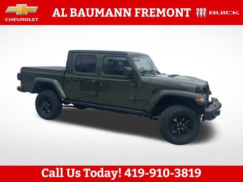 Used 2021 Jeep Gladiator Sport AWD/4WD image 7
