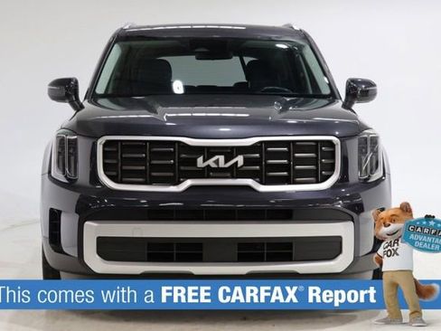Used 2025 Kia Telluride S AWD/4WD image 2