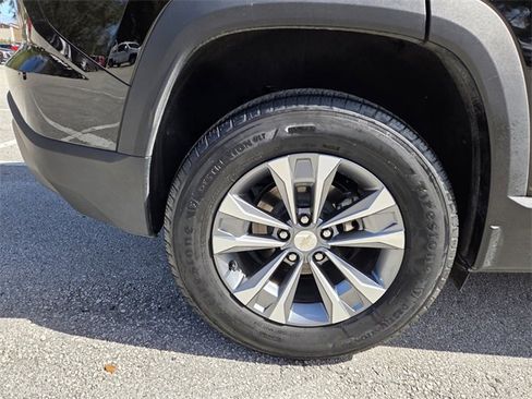 Certified 2025 Chevrolet Equinox LT image 21