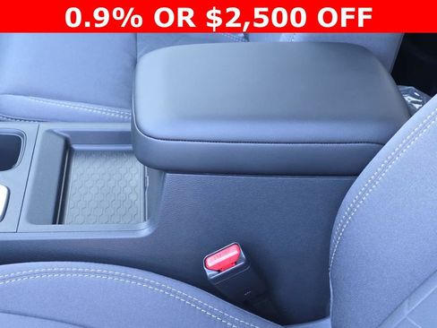 New 2026 Nissan Frontier SV w/ SV Convenience Package RWD image 8