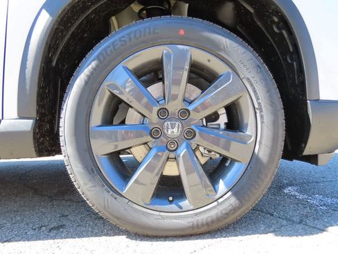 New 2026 Honda Pilot Sport image 8