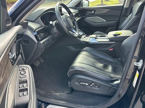 Used 2023 Acura MDX SH-AWD w/ Advance Package image 14
