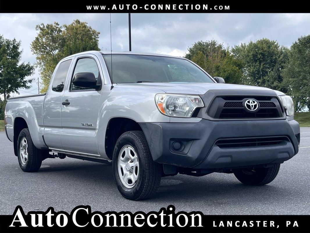 Used 2012 Toyota Tacoma 2WD Access Cab w/ Convenience Pkg image 1