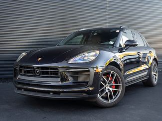 Used 2026 Porsche Macan S AWD/4WD video 1
