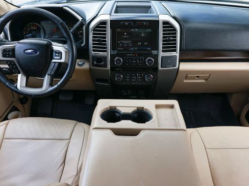 Used 2015 Ford F150 Lariat RWD image 2