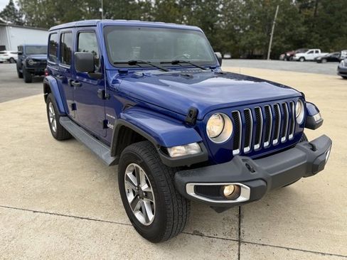 Used 2018 Jeep Wrangler Unlimited Sahara image 7