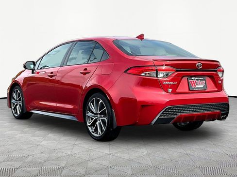 Used 2021 Toyota Corolla SE w/ Carpet Mat Package (TMS) FWD image 4