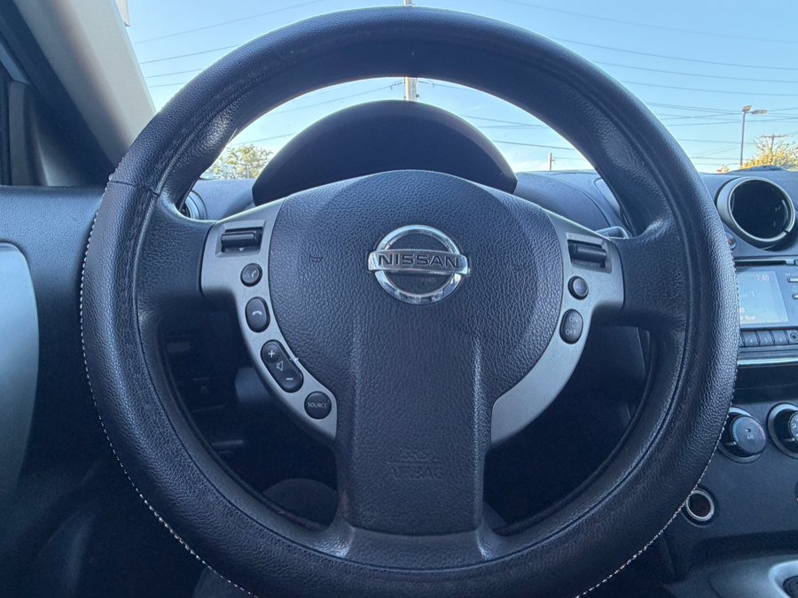 Used 2013 Nissan Rogue SV AWD/4WD image 27