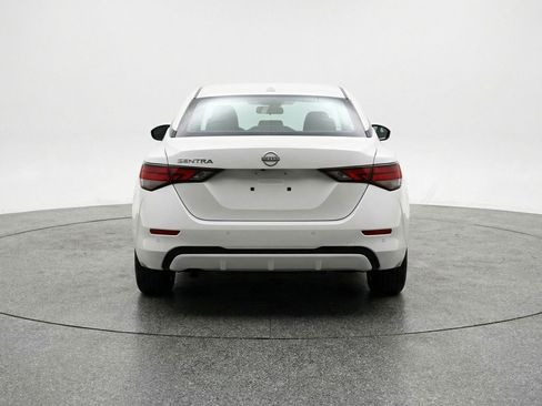 Used 2025 Nissan Sentra SV image 7