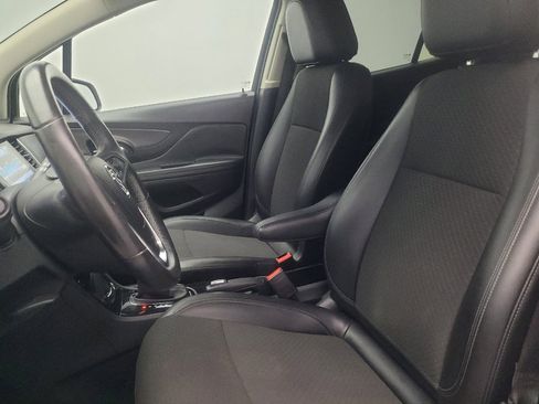 Used 2018 Buick Encore Sport Touring FWD image 17
