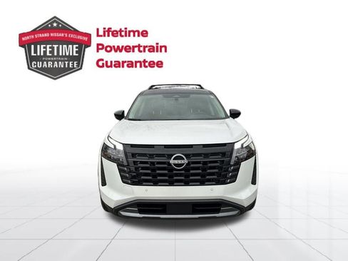 New 2026 Nissan Pathfinder Platinum w/ Cargo Package FWD image 2