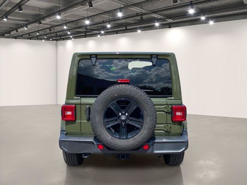 Used 2023 Jeep Wrangler Unlimited Sahara AWD/4WD image 6
