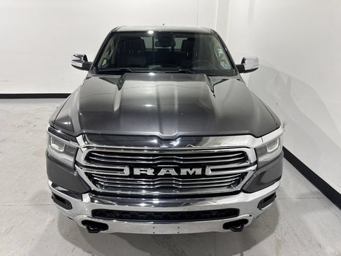 Used 2019 RAM 1500 Laramie AWD/4WD image 11