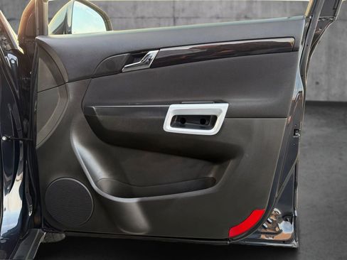 Used 2014 Chevrolet Captiva Sport LS image 20