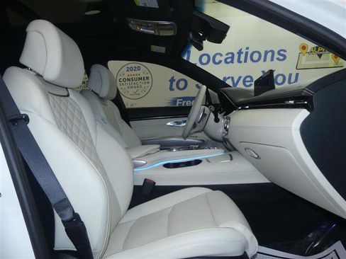 Used 2025 Genesis Electrified GV70 Advanced w/ Prestige Package image 9