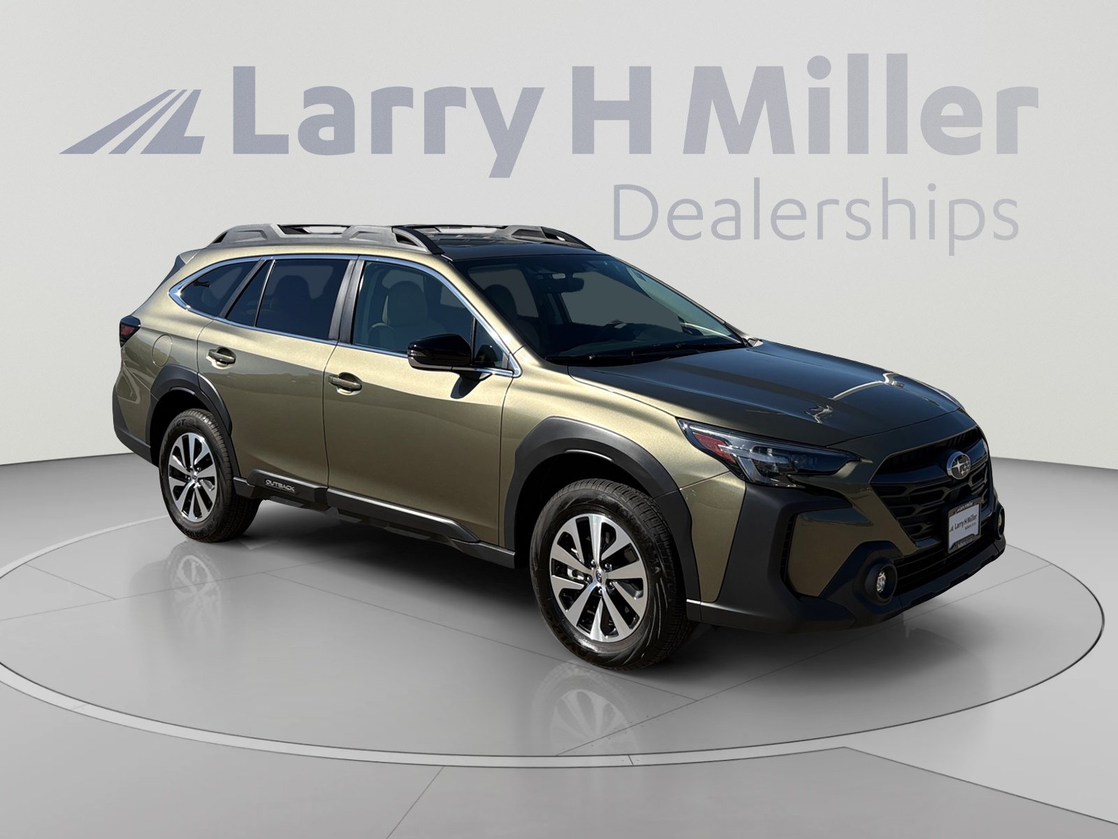 Certified 2025 Subaru Outback Premium AWD/4WD image 7