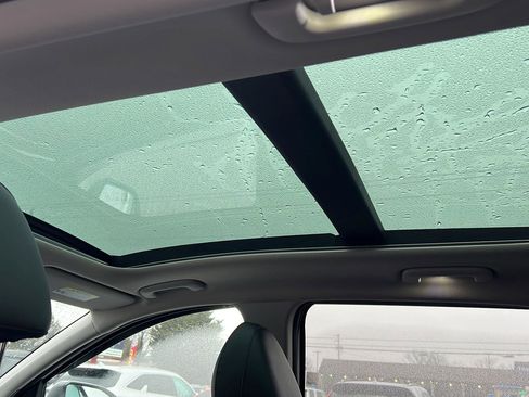 Used 2023 Hyundai Tucson Limited image 11