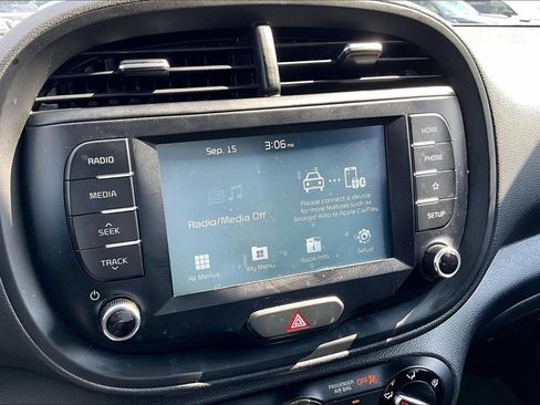 Used 2021 Kia Soul LX FWD image 31