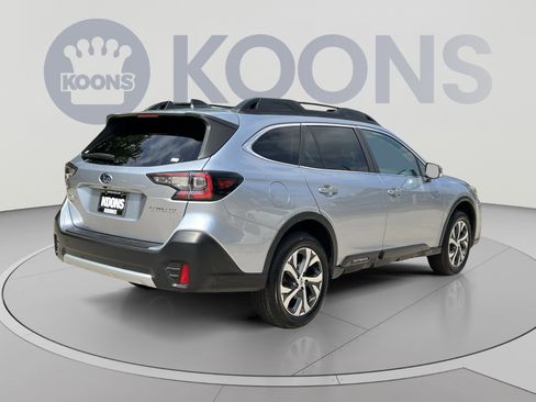 Used 2022 Subaru Outback Limited AWD/4WD image 11