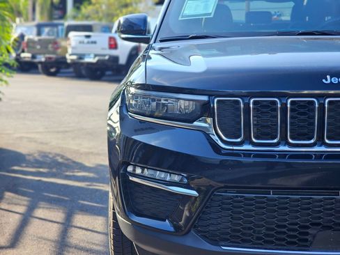 Used 2024 Jeep Grand Cherokee Limited 4xe AWD/4WD image 2