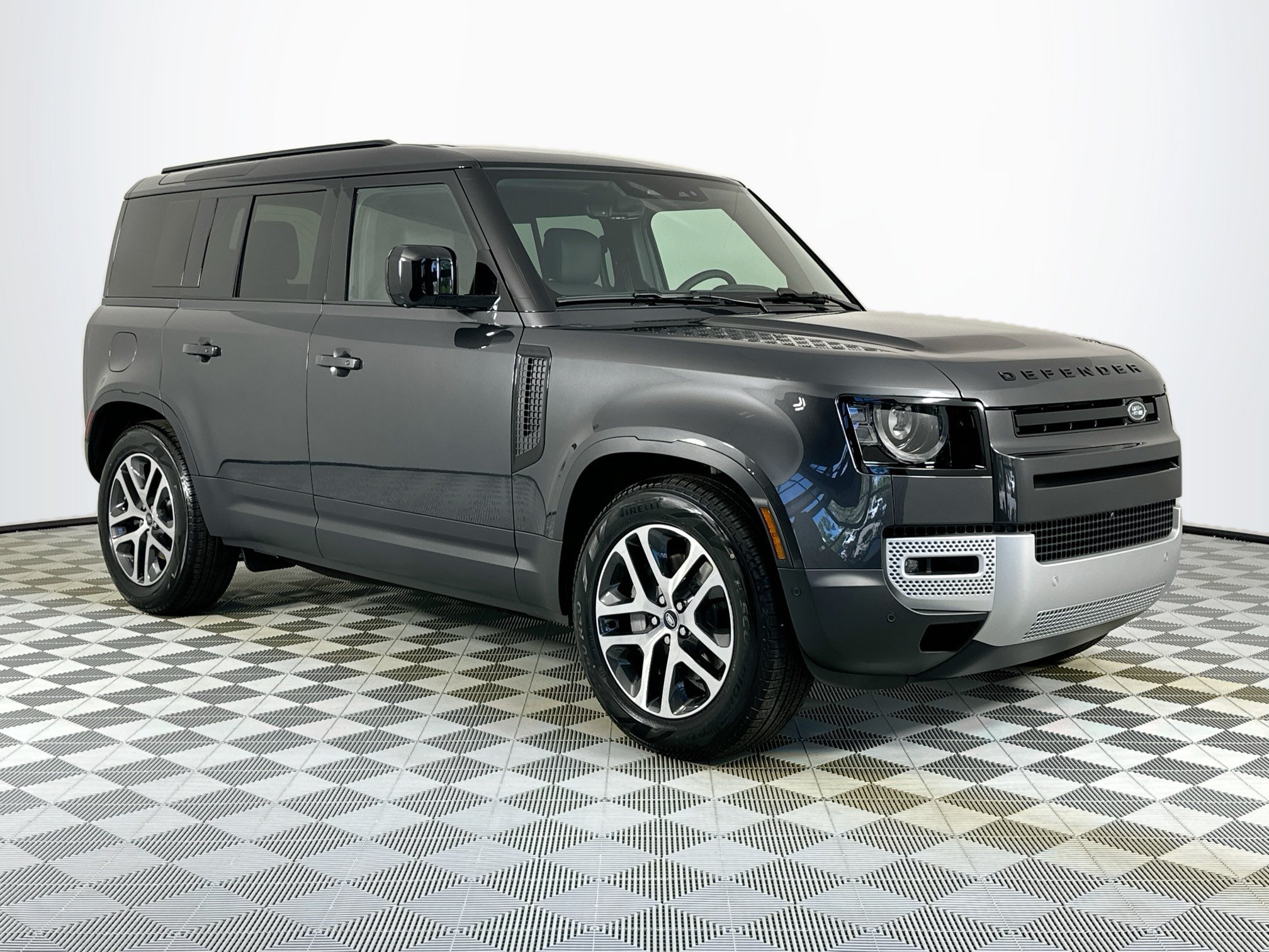 Certified 2025 Land Rover Defender 110 S AWD/4WD image 3