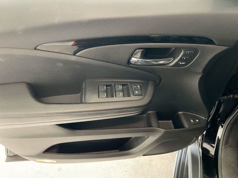 Used 2021 Honda Pilot Elite image 13